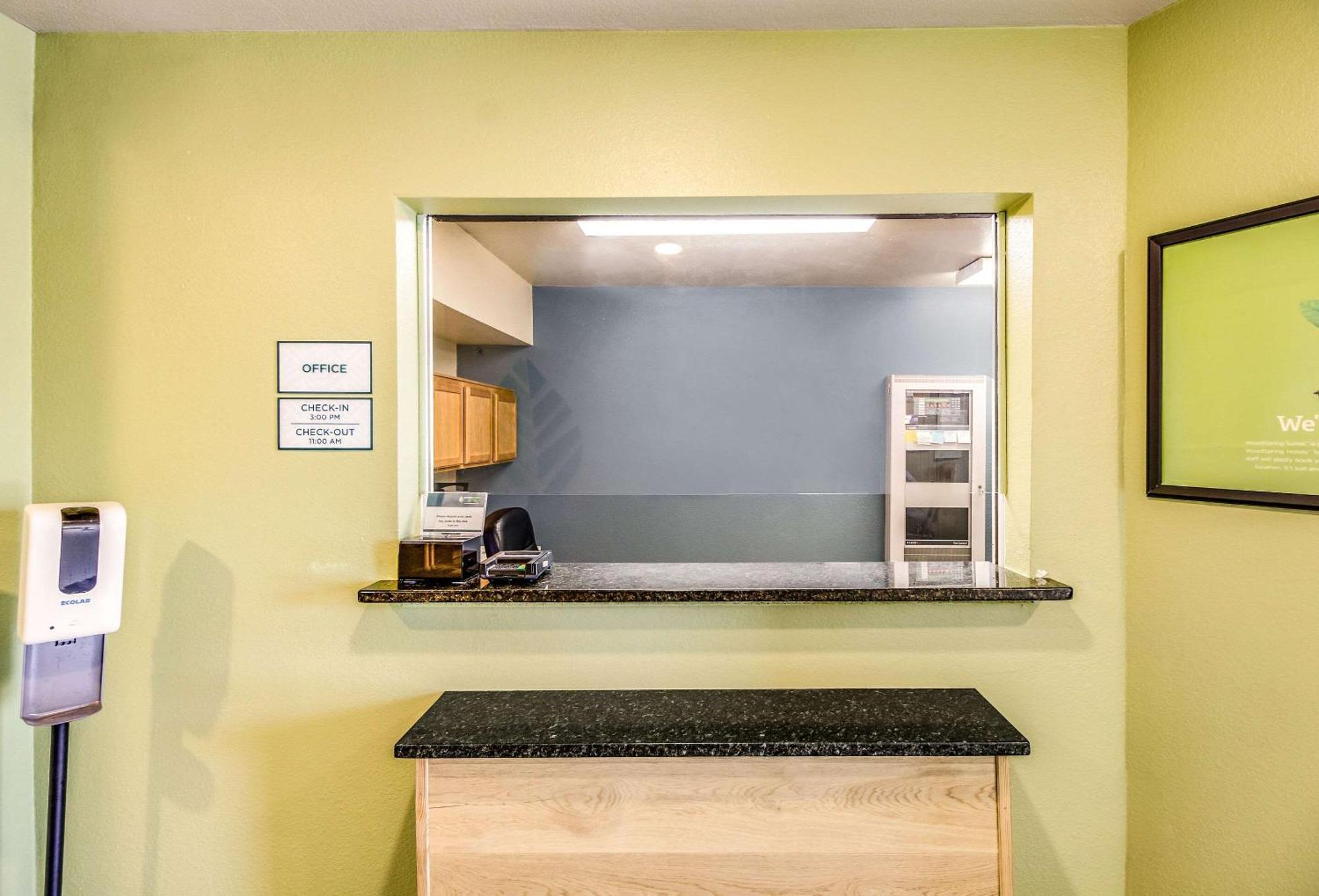 Woodspring Suites Houston Baytown Extérieur photo